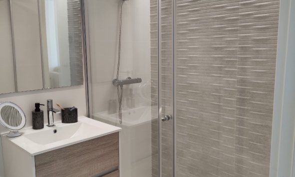 Resale - Apartment - Pilar de la Horadada - El Mojón