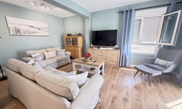 Resale - Villa - Orihuela Costa - Villamartín