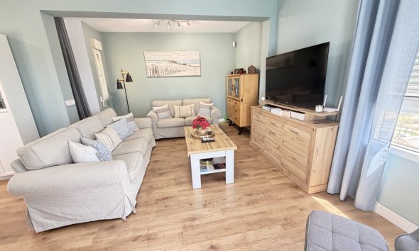 Resale - Villa - Orihuela Costa - Villamartín