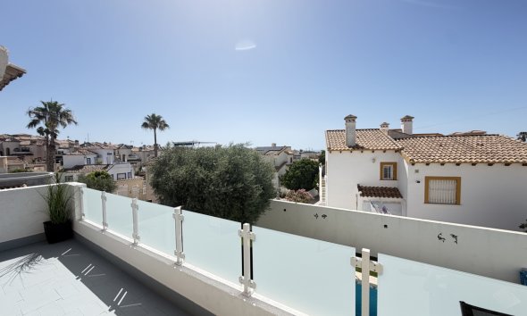 Resale - Villa - Orihuela Costa - Villamartín