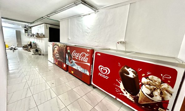 Resale - Commercial premises / Commercial unit / Retail space - Orihuela Costa - Cabo Roig
