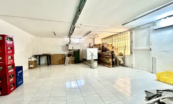 Resale - Commercial premises / Commercial unit / Retail space - Orihuela Costa - Cabo Roig