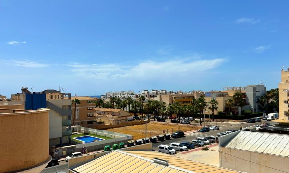 Resale - Apartment - Orihuela Costa - Aguamarina