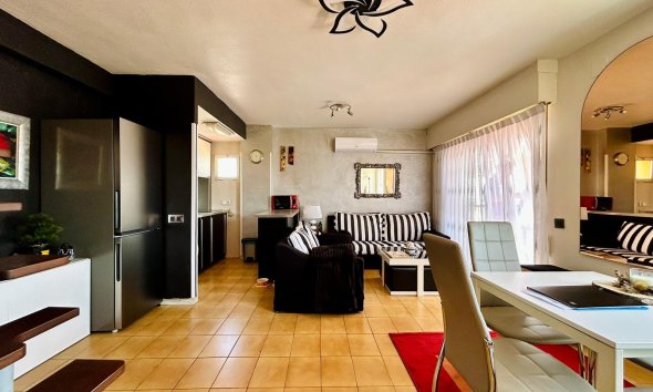 Resale - Apartment - Torrevieja - La Veleta