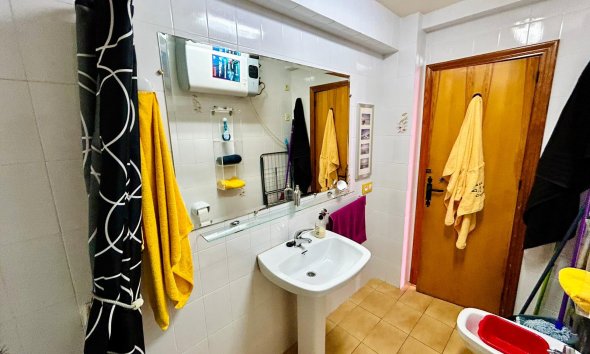 Resale - Apartment - Torrevieja - La Veleta