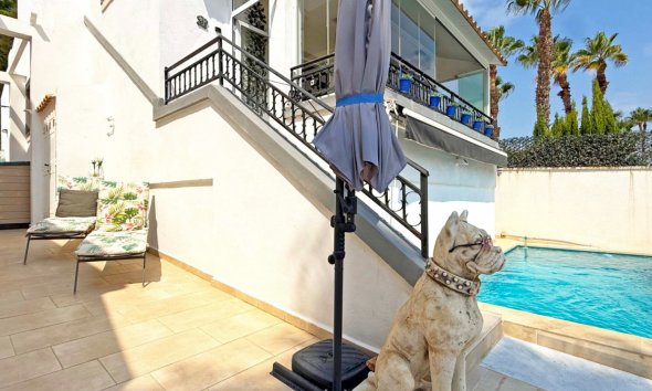Resale - Villa - Orihuela Costa - Villamartín