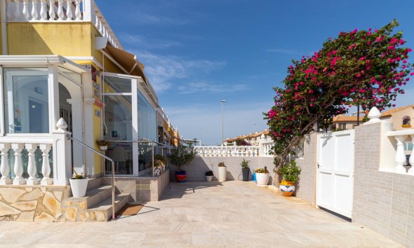 Resale - Terraced house / Townhouse - Orihuela Costa - La Regia
