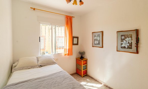 Resale - Terraced house / Townhouse - Orihuela Costa - La Regia