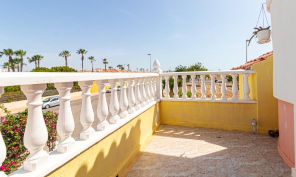 Resale - Terraced house / Townhouse - Orihuela Costa - La Regia