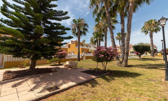 Resale - Terraced house / Townhouse - Orihuela Costa - La Regia