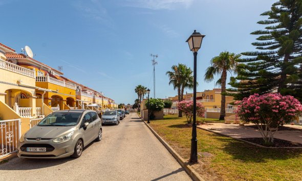 Resale - Terraced house / Townhouse - Orihuela Costa - La Regia