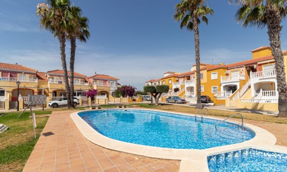 Resale - Terraced house / Townhouse - Orihuela Costa - La Regia