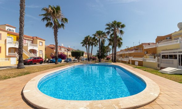 Resale - Terraced house / Townhouse - Orihuela Costa - La Regia