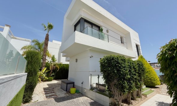 Resale - Villa - Ciudad Quesada