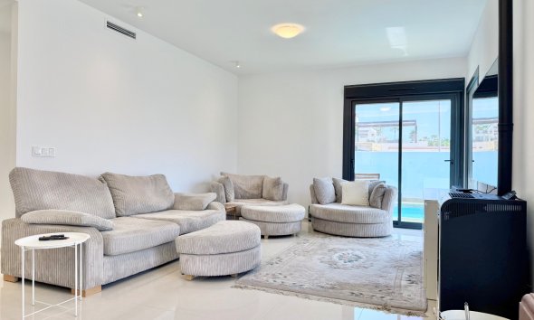 Resale - Villa - Ciudad Quesada