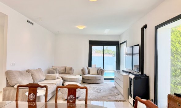 Resale - Villa - Ciudad Quesada