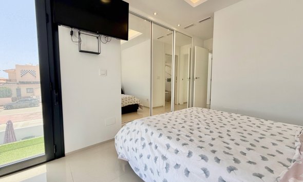 Resale - Villa - Ciudad Quesada