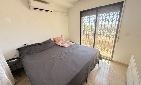 Resale - Villa - Orihuela Costa - Villamartín