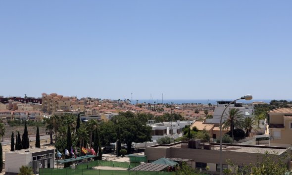Resale - Villa - Orihuela Costa - Villamartín