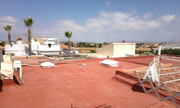 Resale - Bungalow - Torrevieja - La Siesta - El Salado - Torreta