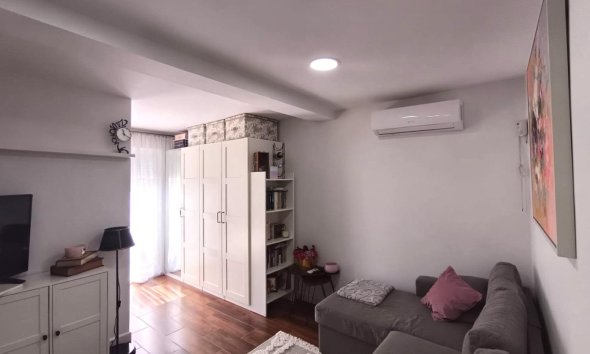 Resale - Bungalow - Torrevieja - La Siesta - El Salado - Torreta