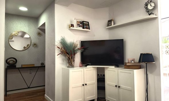 Resale - Bungalow - Torrevieja - La Siesta - El Salado - Torreta