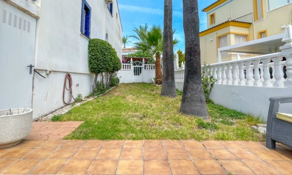 Resale - Terraced house / Townhouse - Orihuela Costa - La Rioja