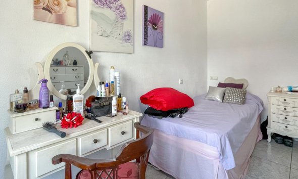 Resale - Terraced house / Townhouse - Orihuela Costa - La Rioja
