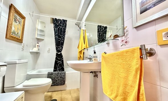 Resale - Apartment - Torrevieja