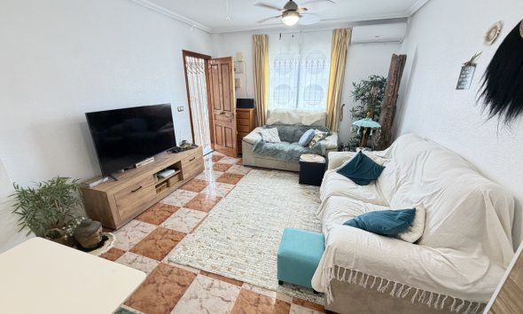 Resale - Apartment - Orihuela Costa - La Zenia