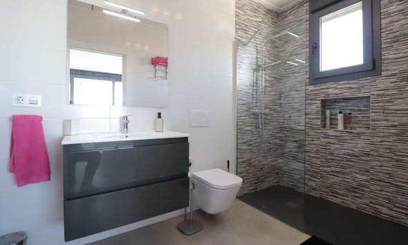 Resale - Villa - Benimar - Benimar III