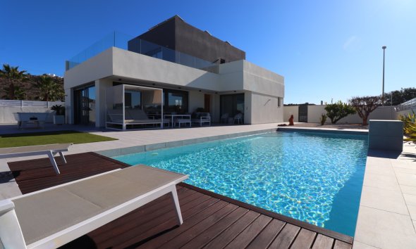 Resale - Villa - Benimar - Benimar III