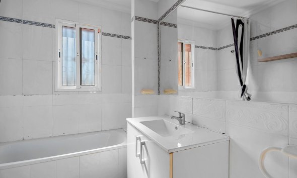 Resale - Villa - Orihuela Costa - Las Filipinas