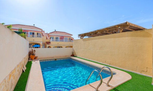 Resale - Villa - Orihuela Costa - Las Filipinas