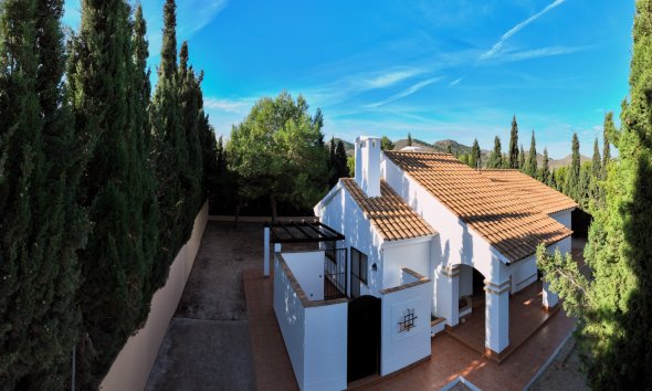 Resale - Villa - Murcia