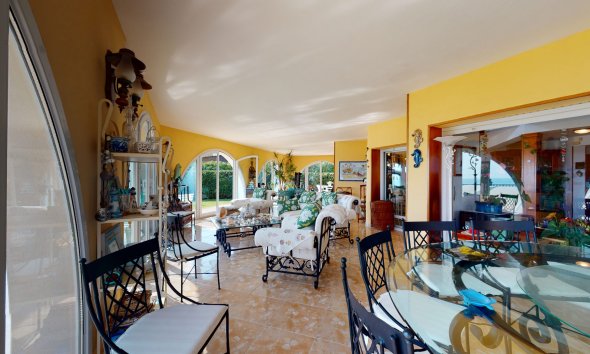 Resale - Casa o Chalet Independiente - Orihuela Costa