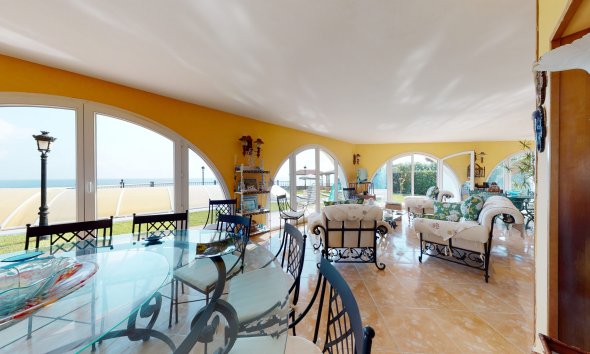 Resale - Casa o Chalet Independiente - Orihuela Costa