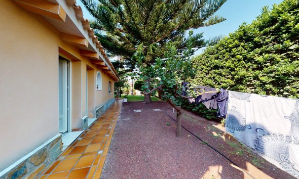 Resale - Casa o Chalet Independiente - Orihuela Costa