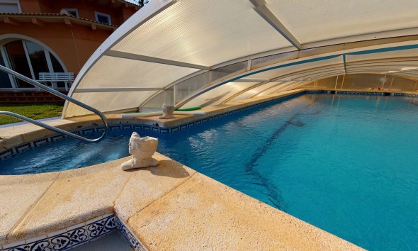 Resale - Casa o Chalet Independiente - Orihuela Costa