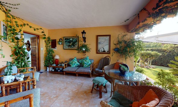 Resale - Casa o Chalet Independiente - Orihuela Costa
