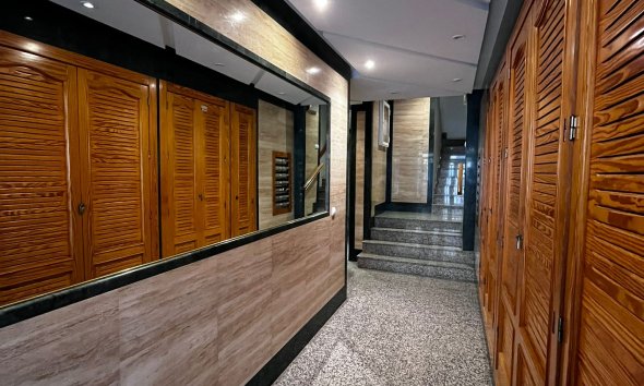 Resale - Apartment / Duplex - Torrevieja