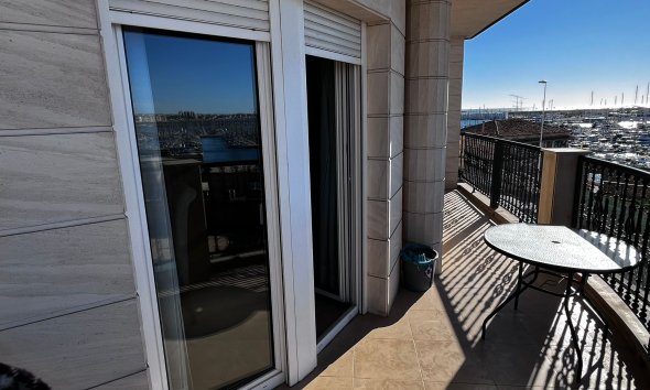 Resale - Apartment / Duplex - Torrevieja