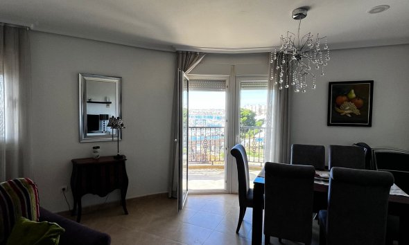 Resale - Apartment / Duplex - Torrevieja