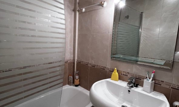 Resale - Apartment / Duplex - Torrevieja