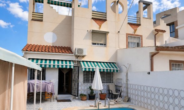 Resale - Terraced house / Townhouse - Torrevieja