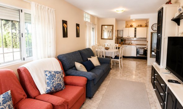 Resale - Terraced house / Townhouse - Torrevieja