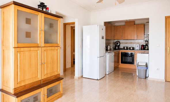 Reventa - Apartamento / Dúplex - Torrevieja