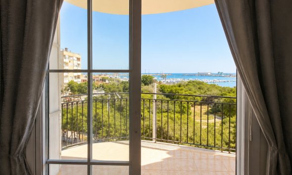Reventa - Apartamento / Dúplex - Torrevieja