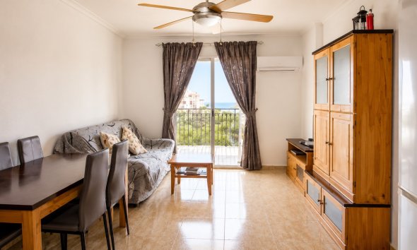 Reventa - Apartamento / Dúplex - Torrevieja
