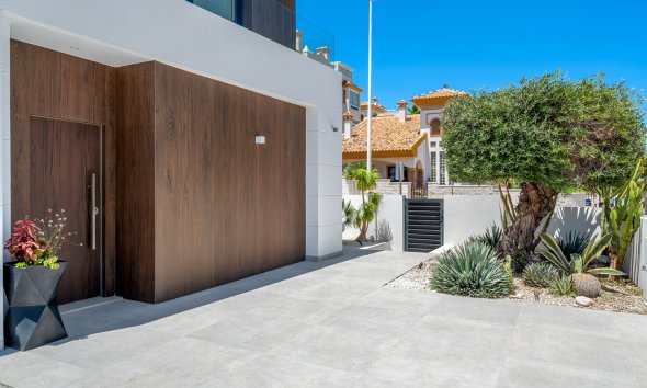 Resale - Villa - Guardamar del Segura